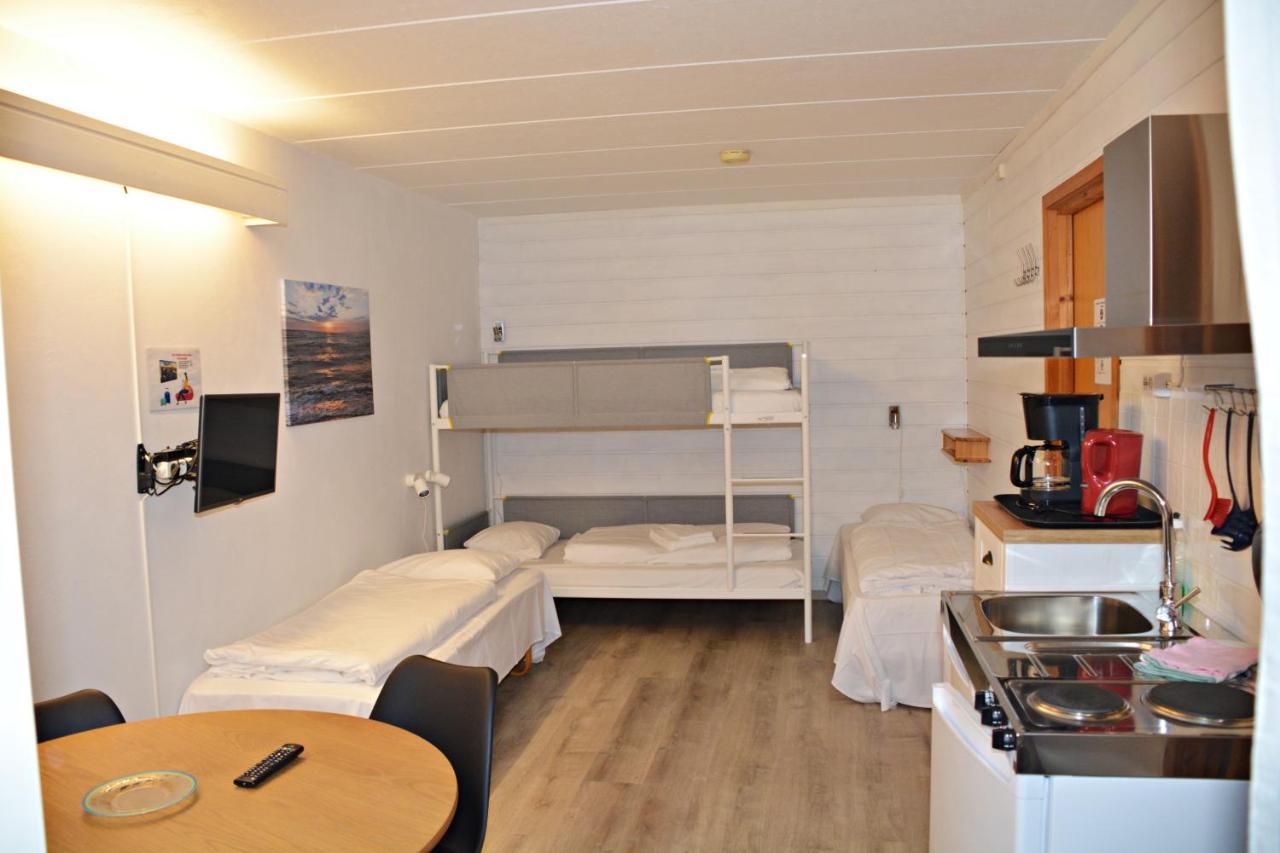 Langenuen Motel & Camping Stord Esterno foto