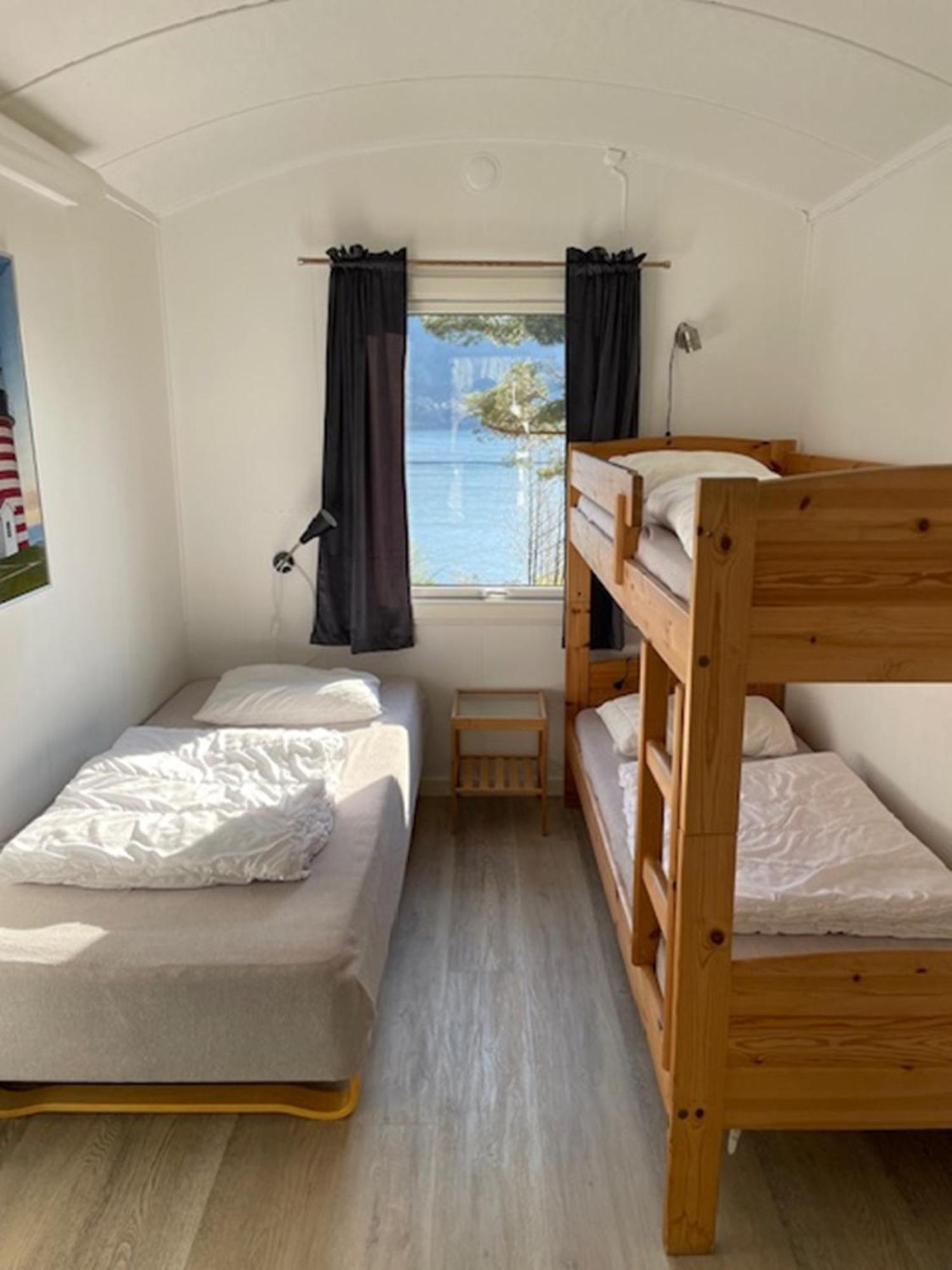 Langenuen Motel & Camping Stord Esterno foto