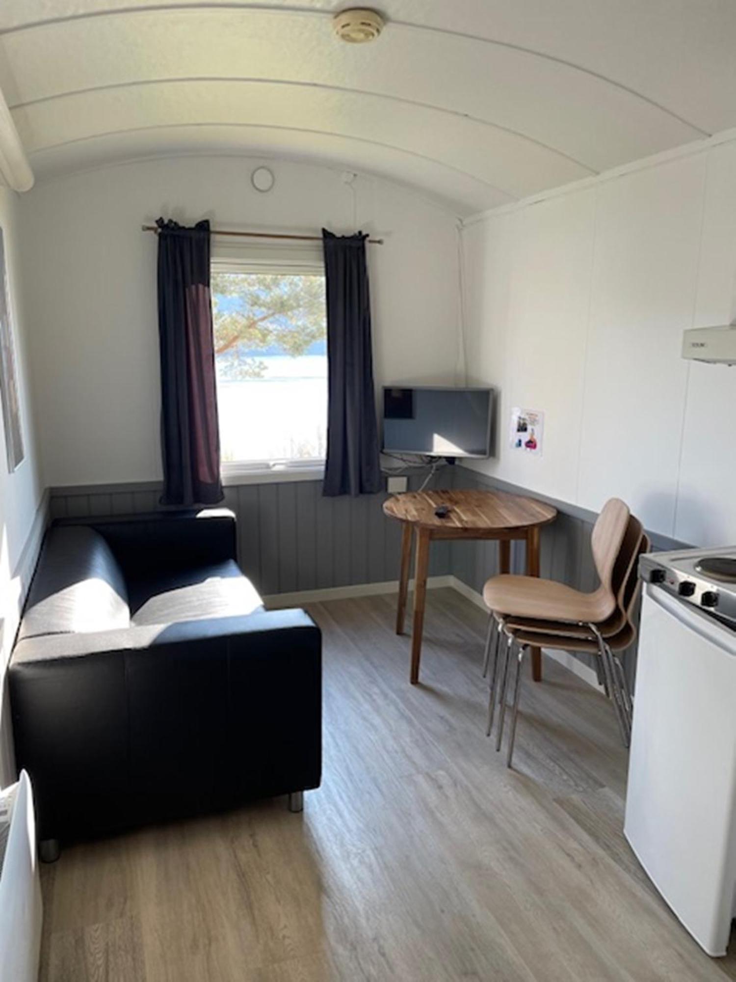 Langenuen Motel & Camping Stord Esterno foto
