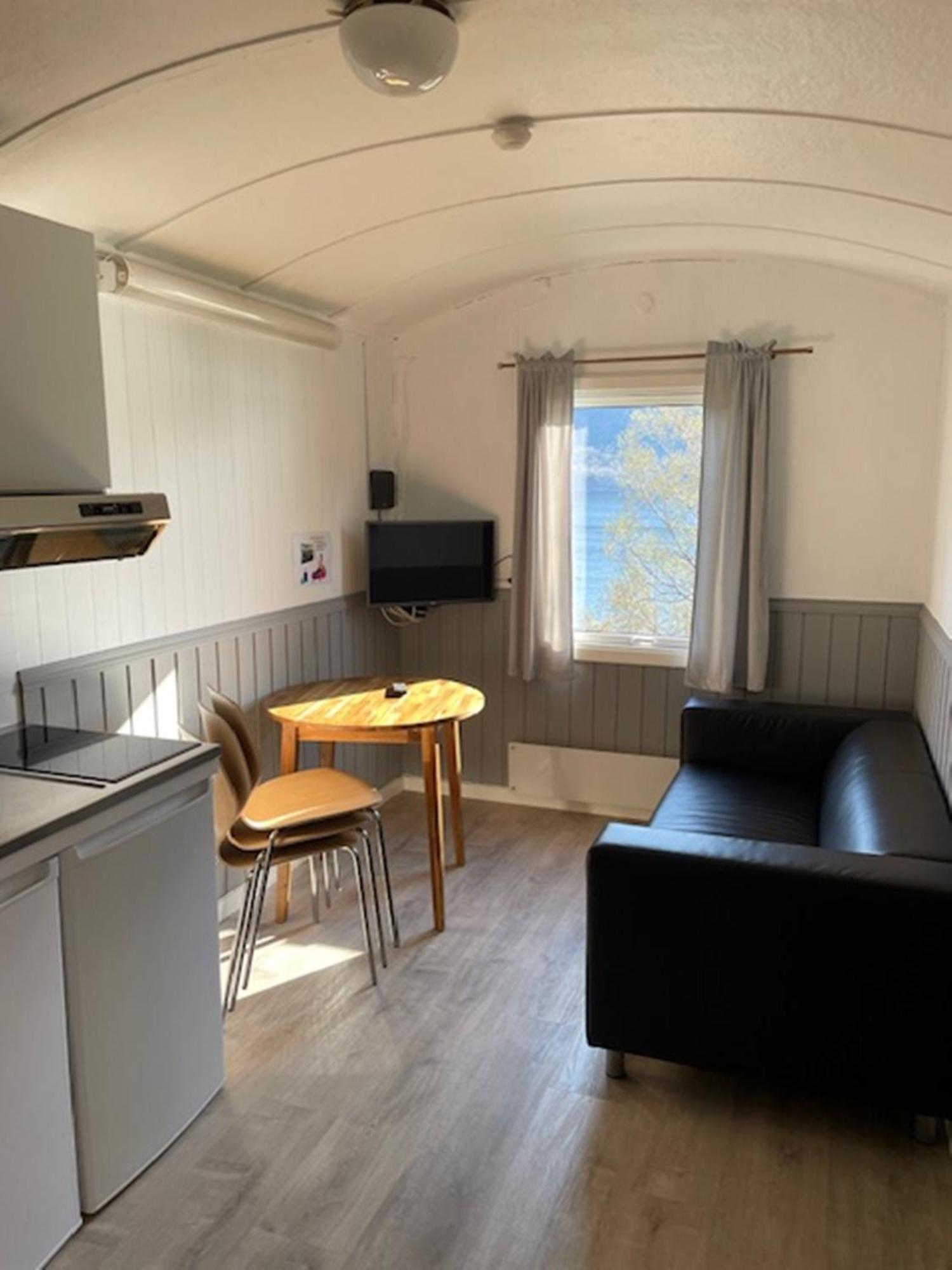 Langenuen Motel & Camping Stord Esterno foto